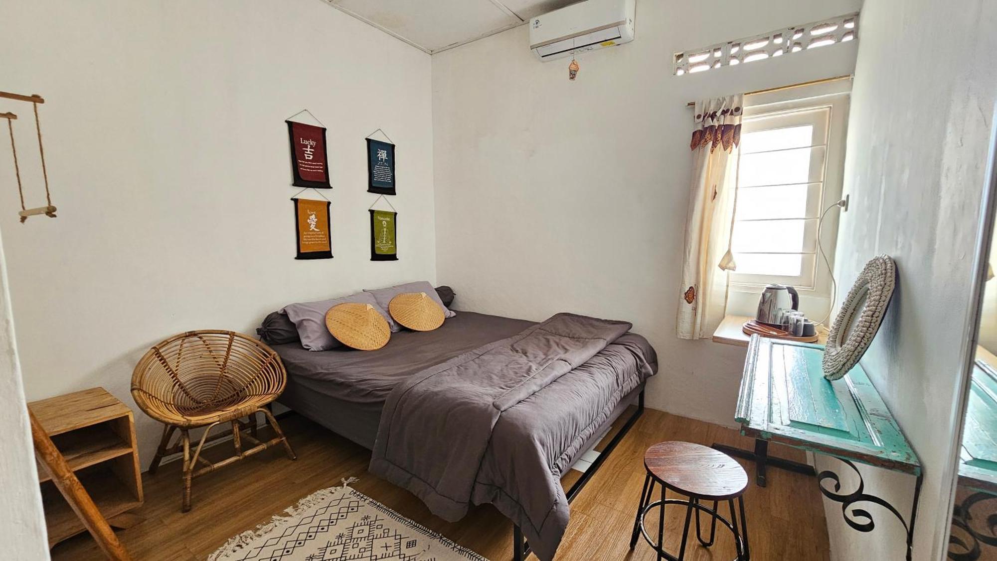 Oke Baik Hostel Yogyakarta Exterior photo