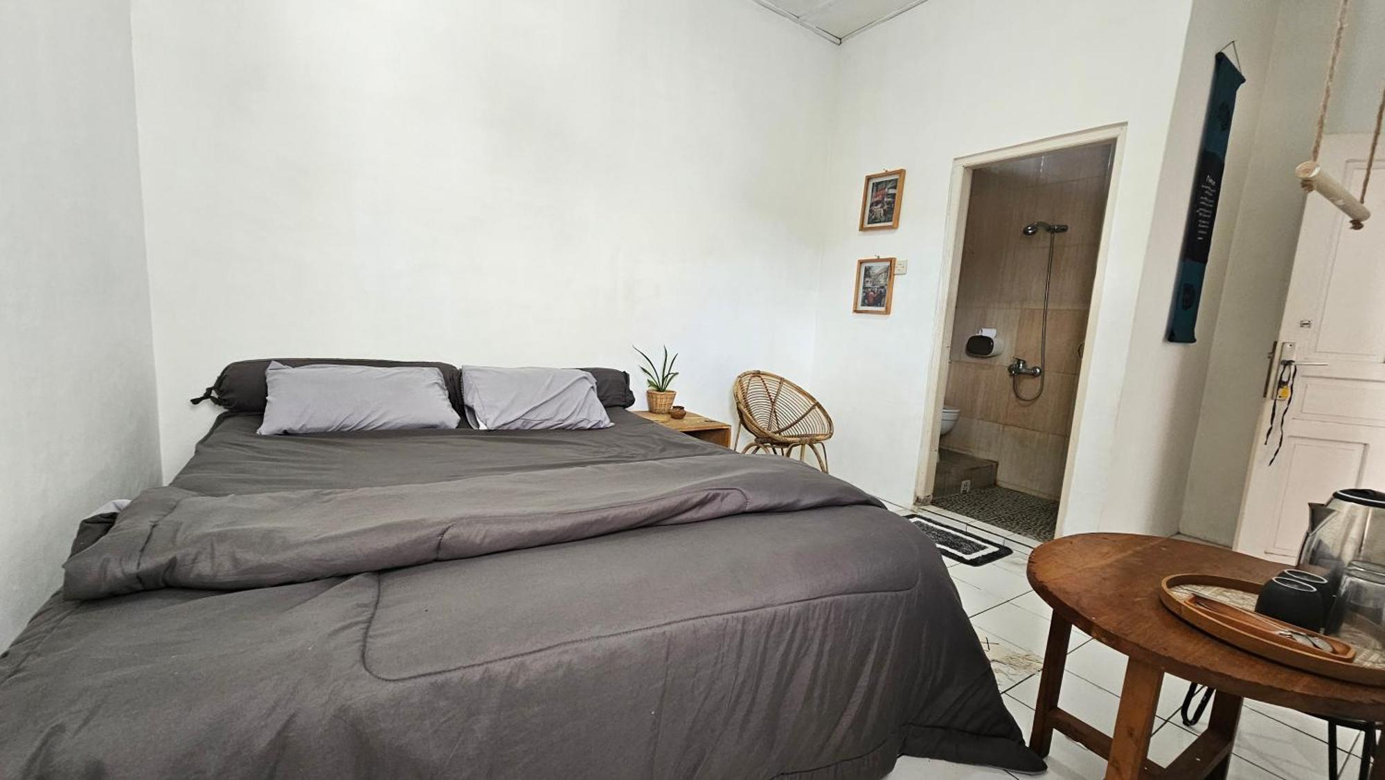Oke Baik Hostel Yogyakarta Exterior photo